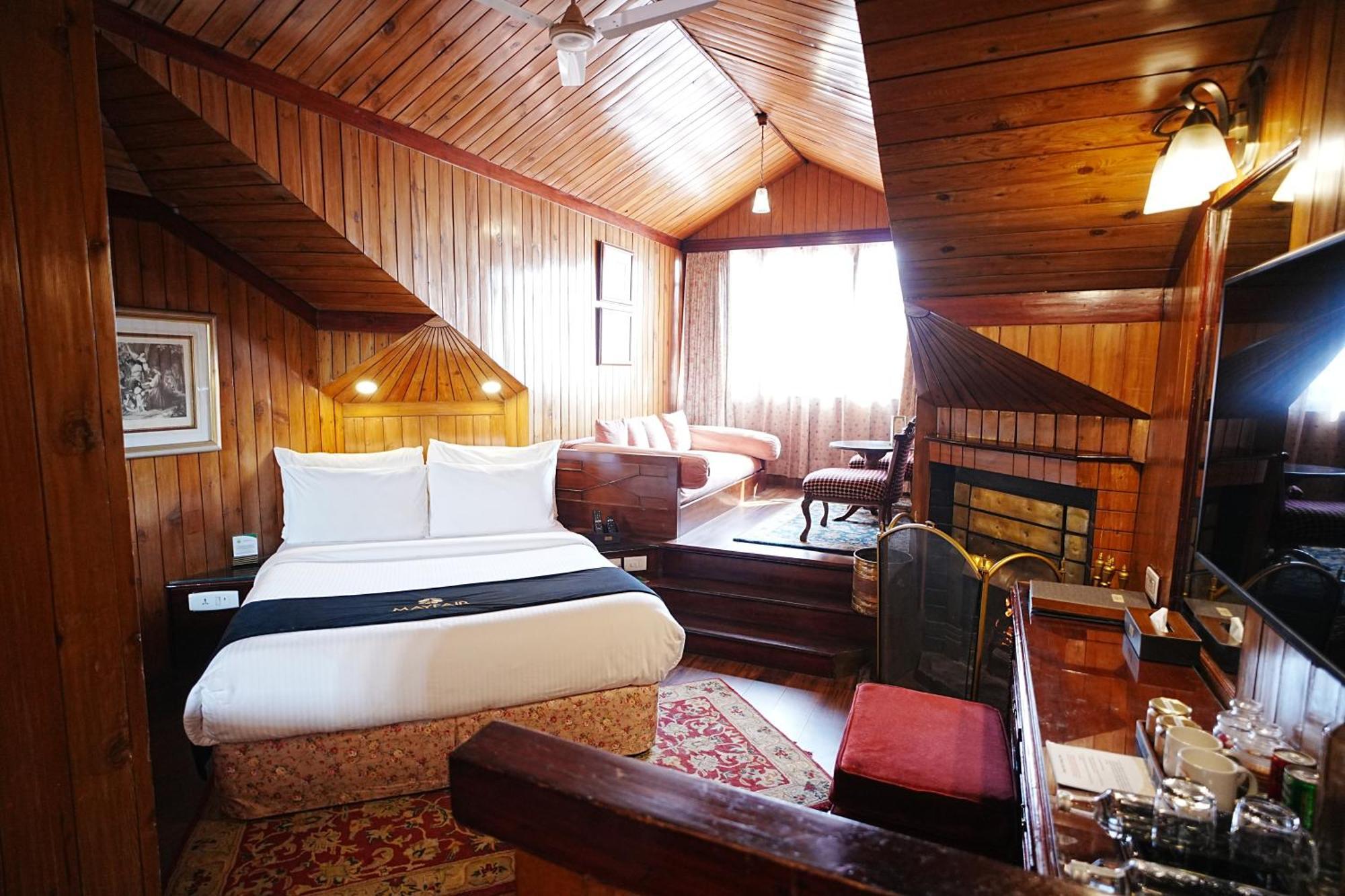 Heritage Attic Room Queen on Foods & Soft Beverages* | Discounts on Laundry Services* | INR 500 spa credit during your on selective Massage services TnC Apply* | Minibar 2 cans of soft Beverages Once on Arrival