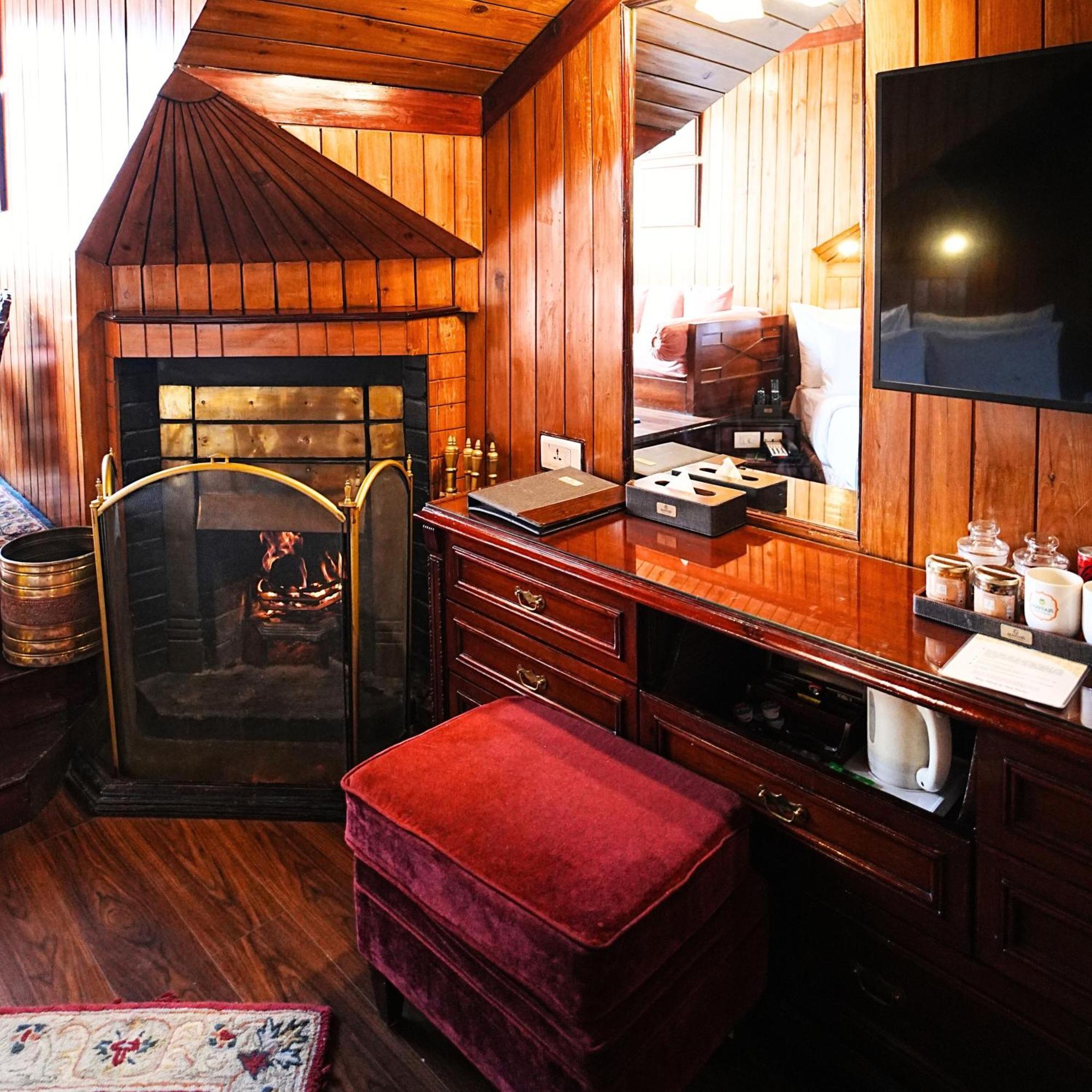 Heritage Attic Room Queen on Foods & Soft Beverages* | Discounts on Laundry Services* | INR 500 spa credit during your on selective Massage services TnC Apply* | Minibar 2 cans of soft Beverages Once on Arrival