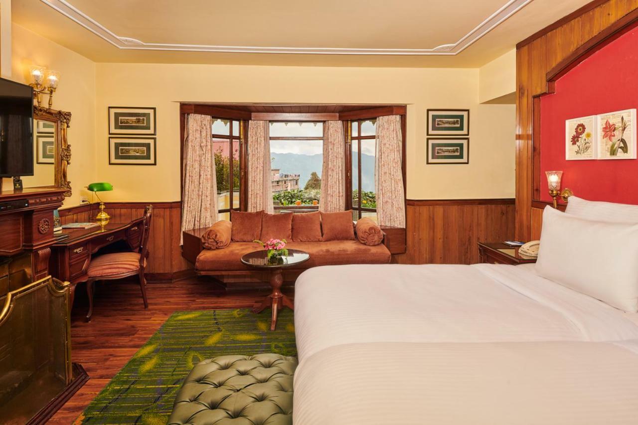 Lloyds Cottages King on Foods & Soft Beverages* | Discounts on Laundry Services* | INR 500 spa credit during your on selective Massage services TnC Apply* | Minibar 2 cans of soft Beverages Once on Arrival